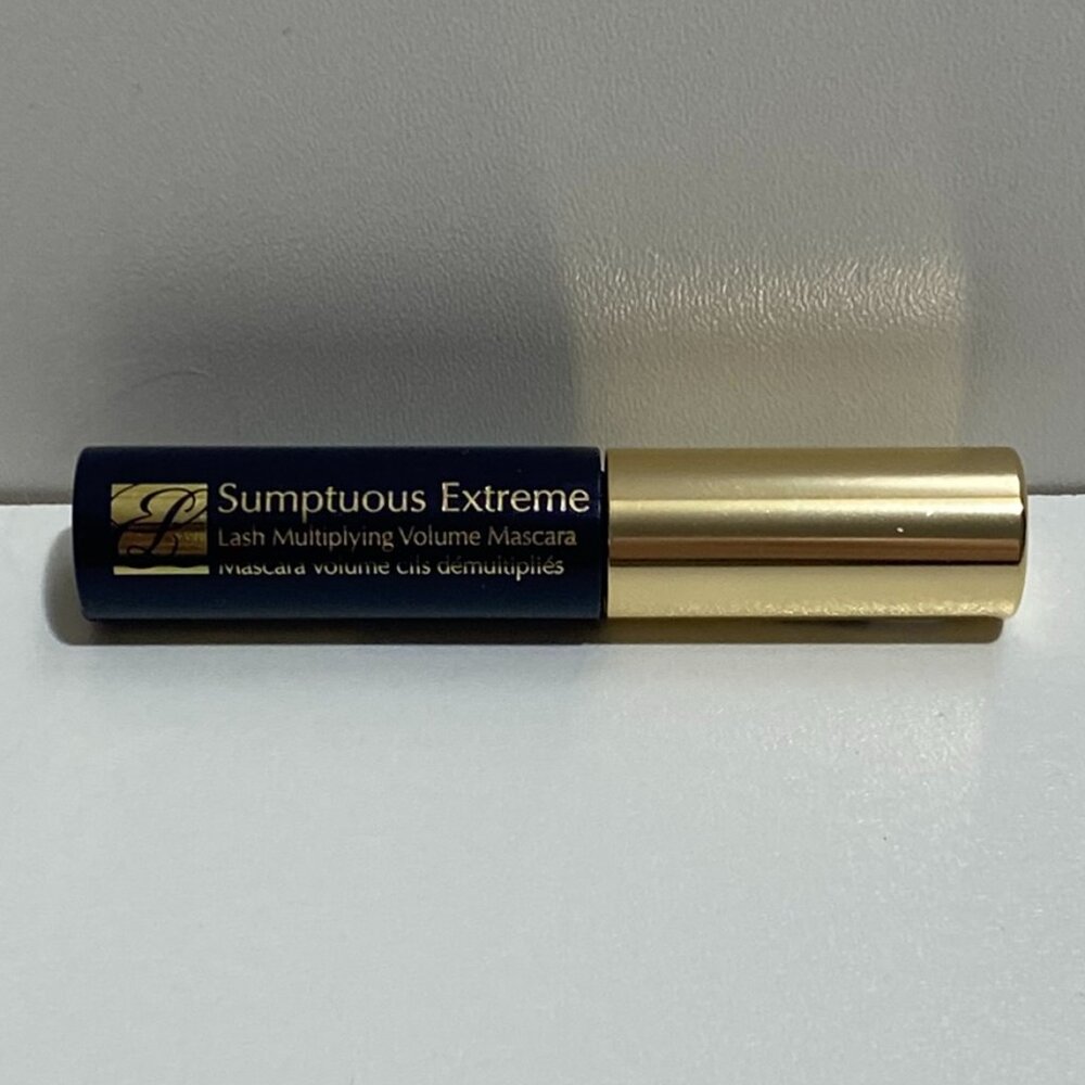 Estee Lauder Sumptuous Extreme Mascara - Shade 01 Extreme Black ***5 for $25***